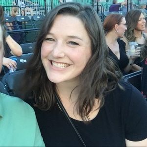 Meet your Posher, Lauren